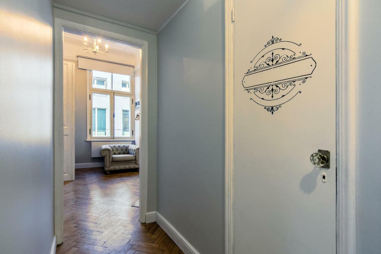 Modern History Apartment Talin Exterior foto