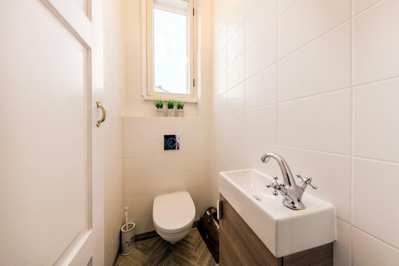 Modern History Apartment Talin Exterior foto